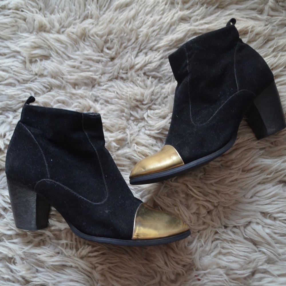 Gold toe booties - Picture 2 of 3