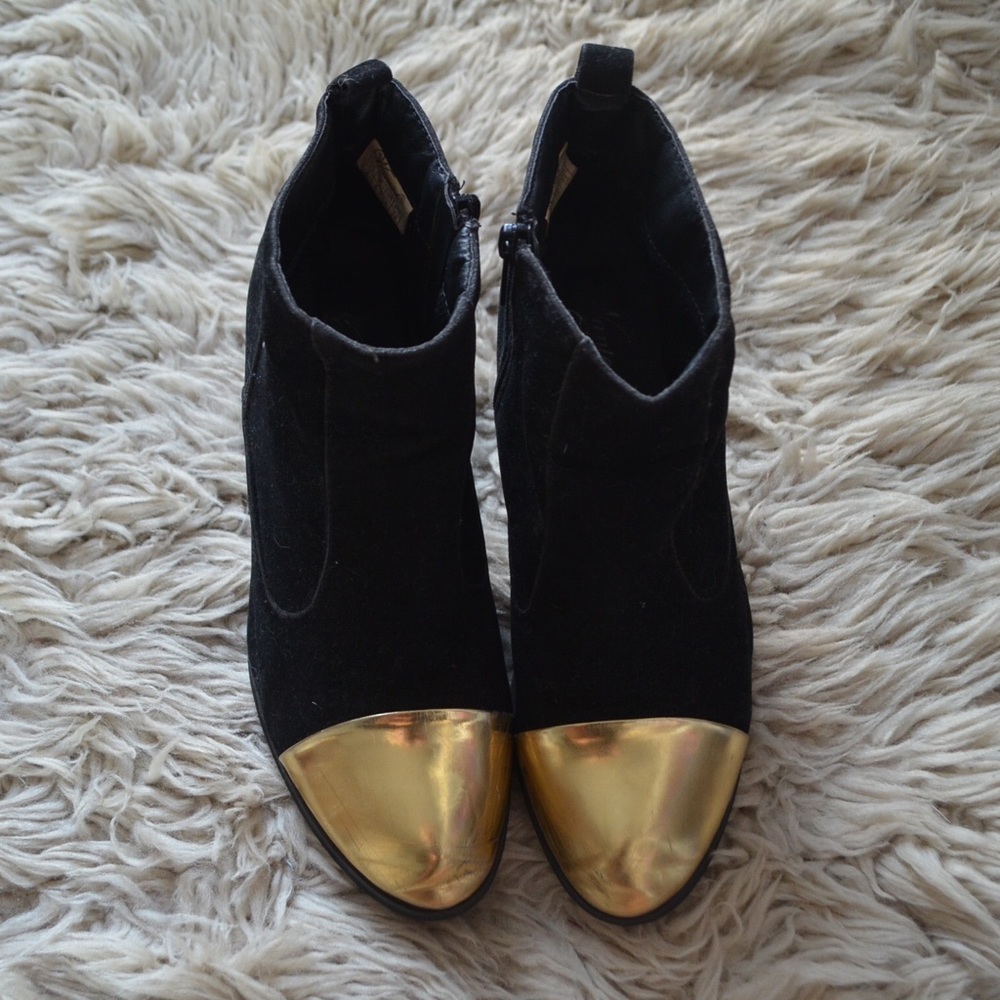 Gold toe booties - Picture 3 of 3