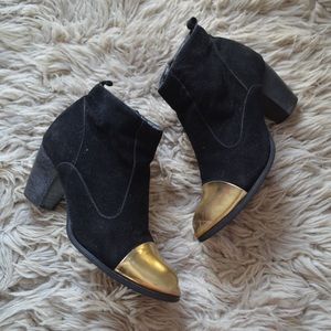 Gold toe booties