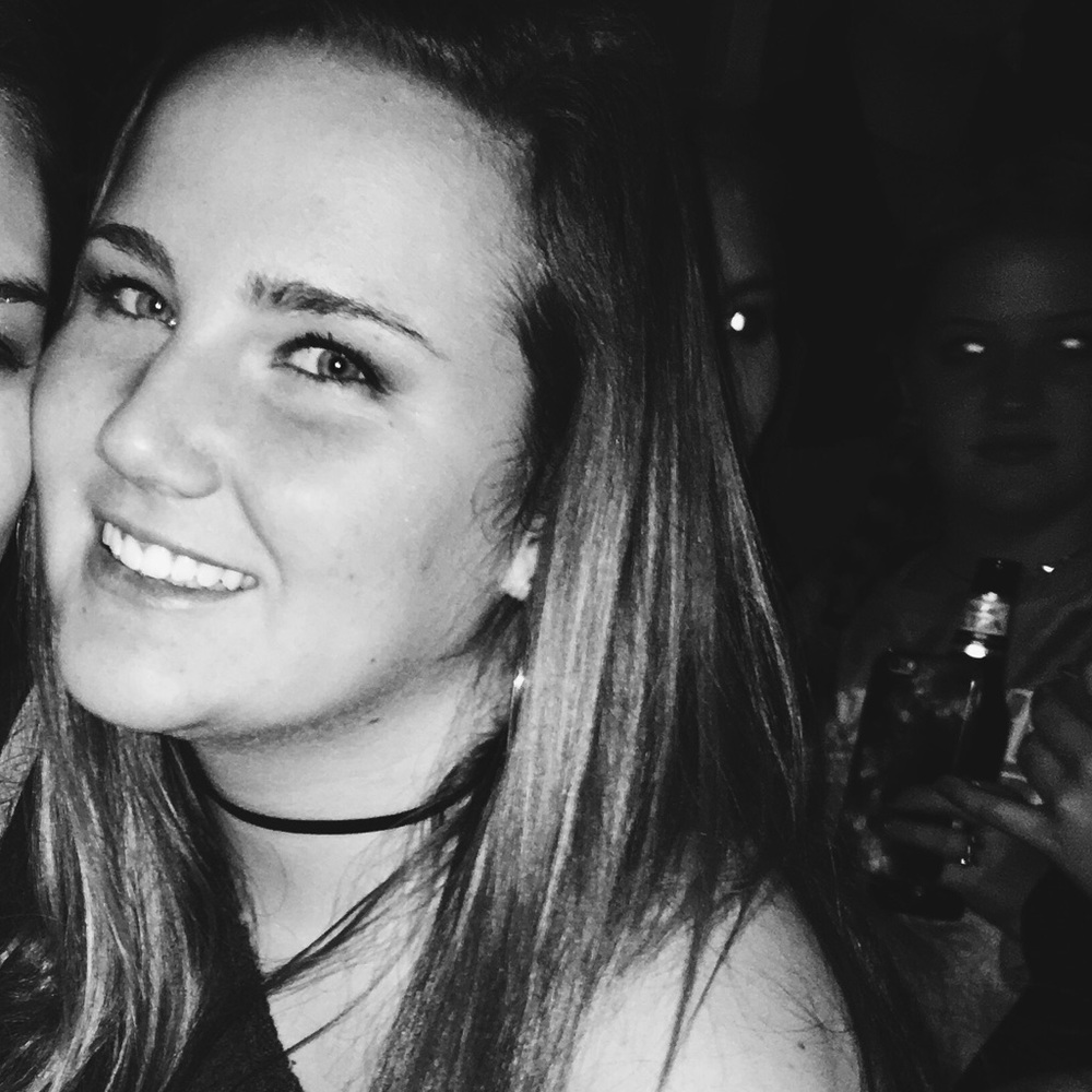 Meet your Posher, Lydia