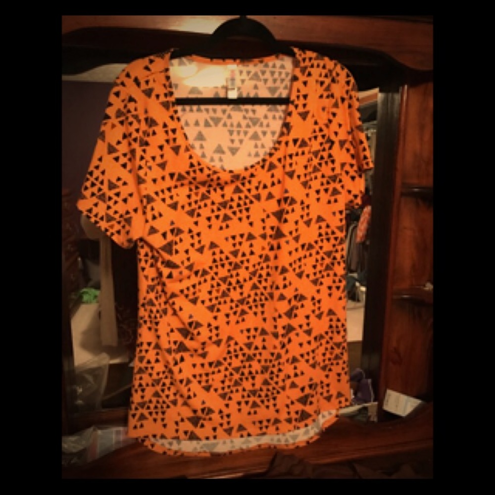 Lularoe Classic Tee 2x EUC
