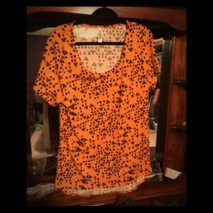 Lularoe Classic Tee 2x EUC
