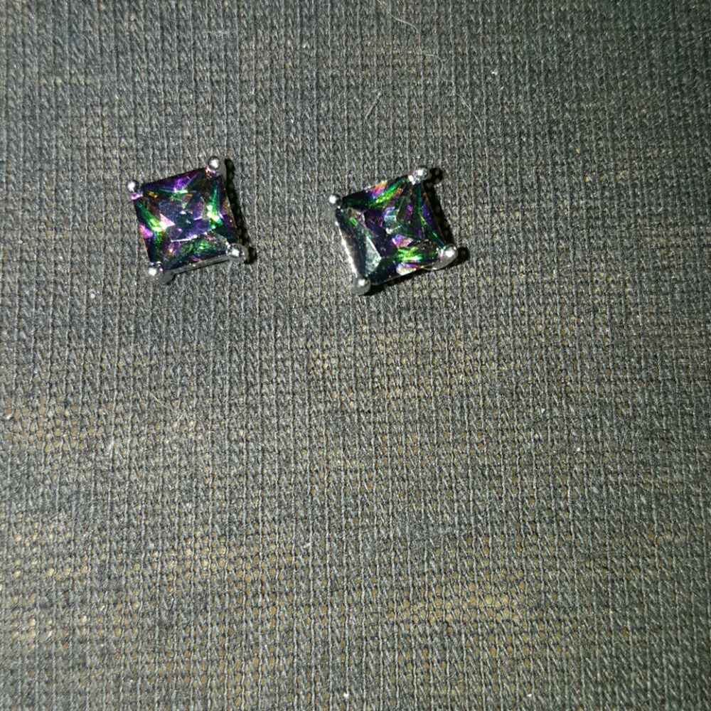SOLD- 18KP Mystic Fire Topaz Studs