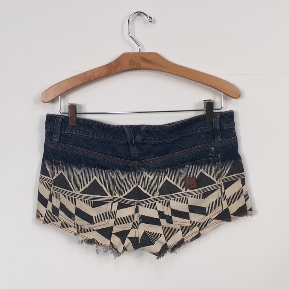 SOLD - Picture 3 of 4