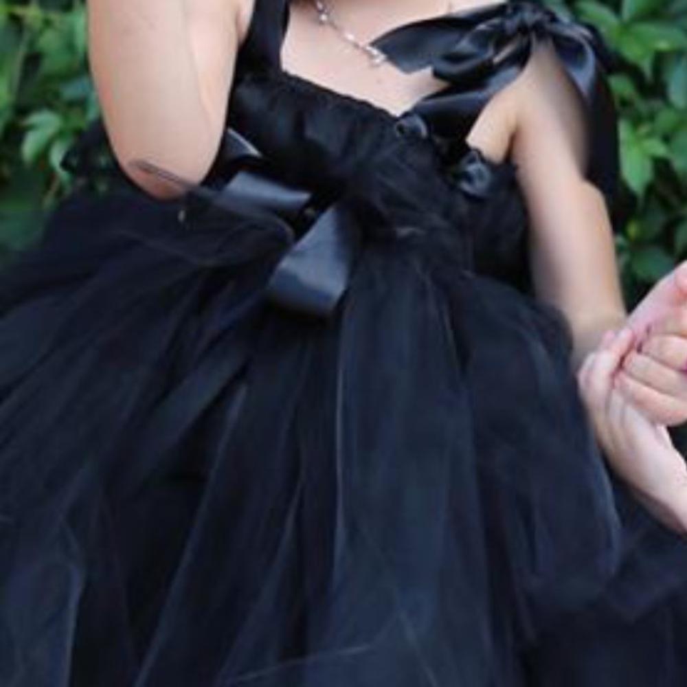Adorable breakfast at Tiffany's tulle dress
