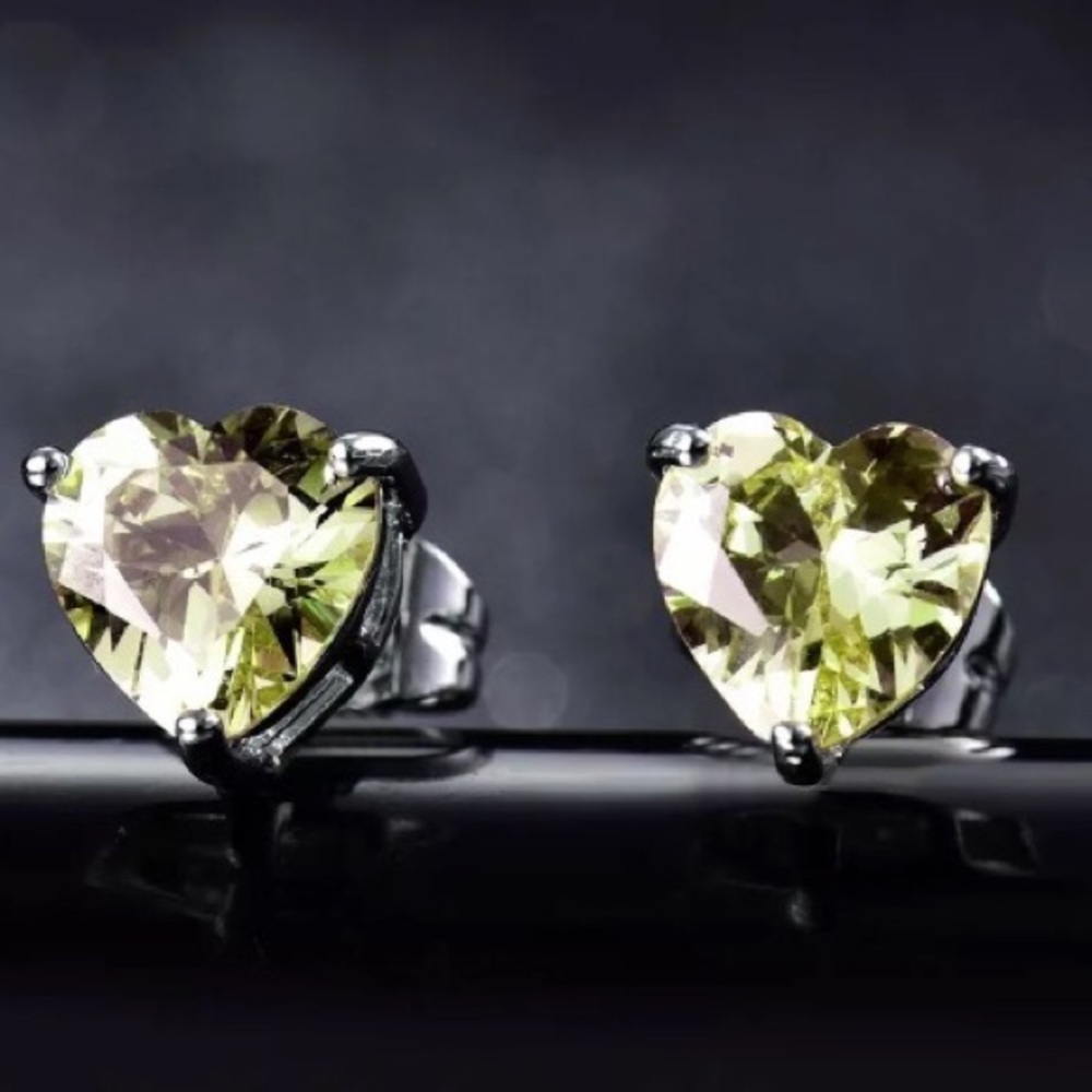 8mm Peridot Swarovski Crystal & White Gold Studs