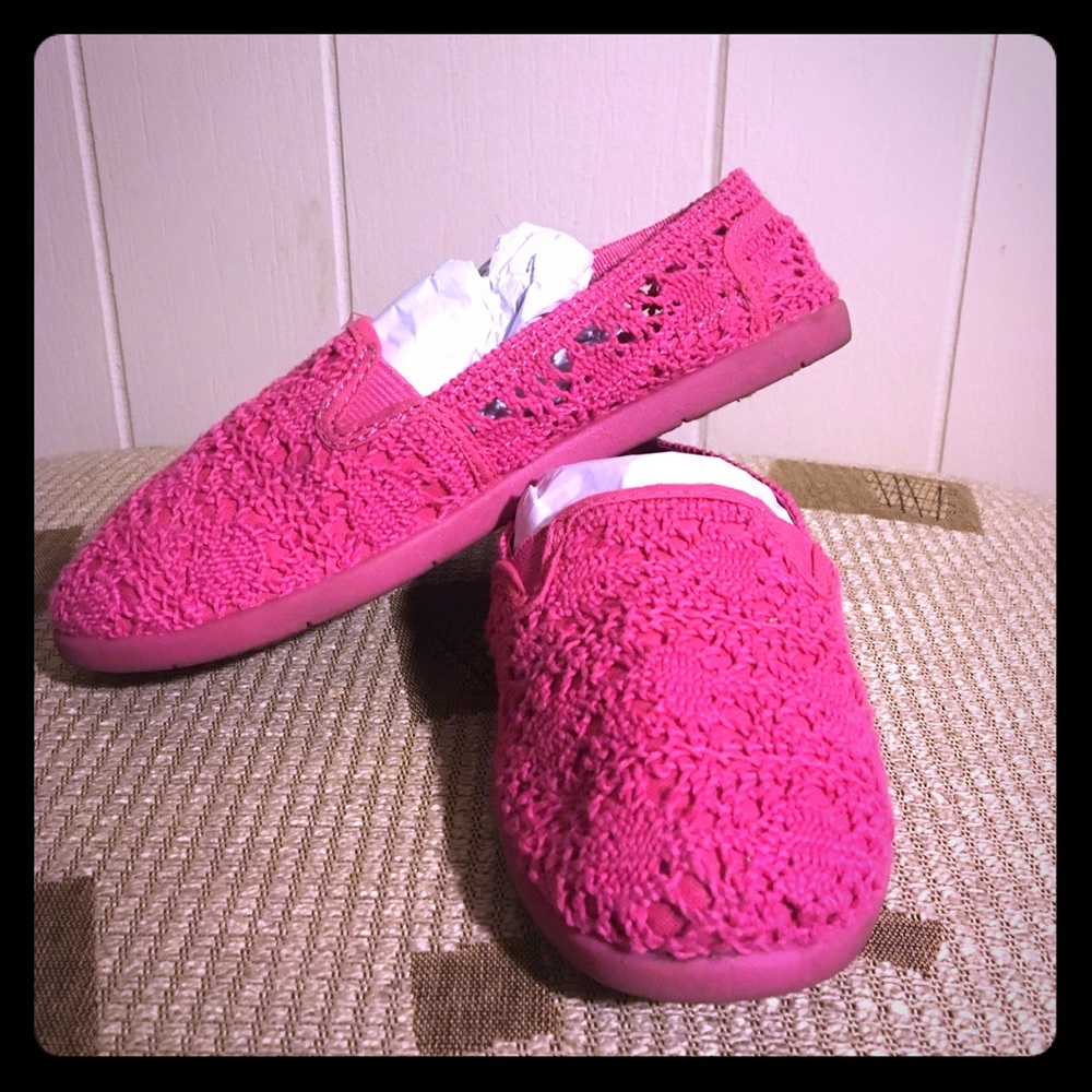 Airwalk slip ons