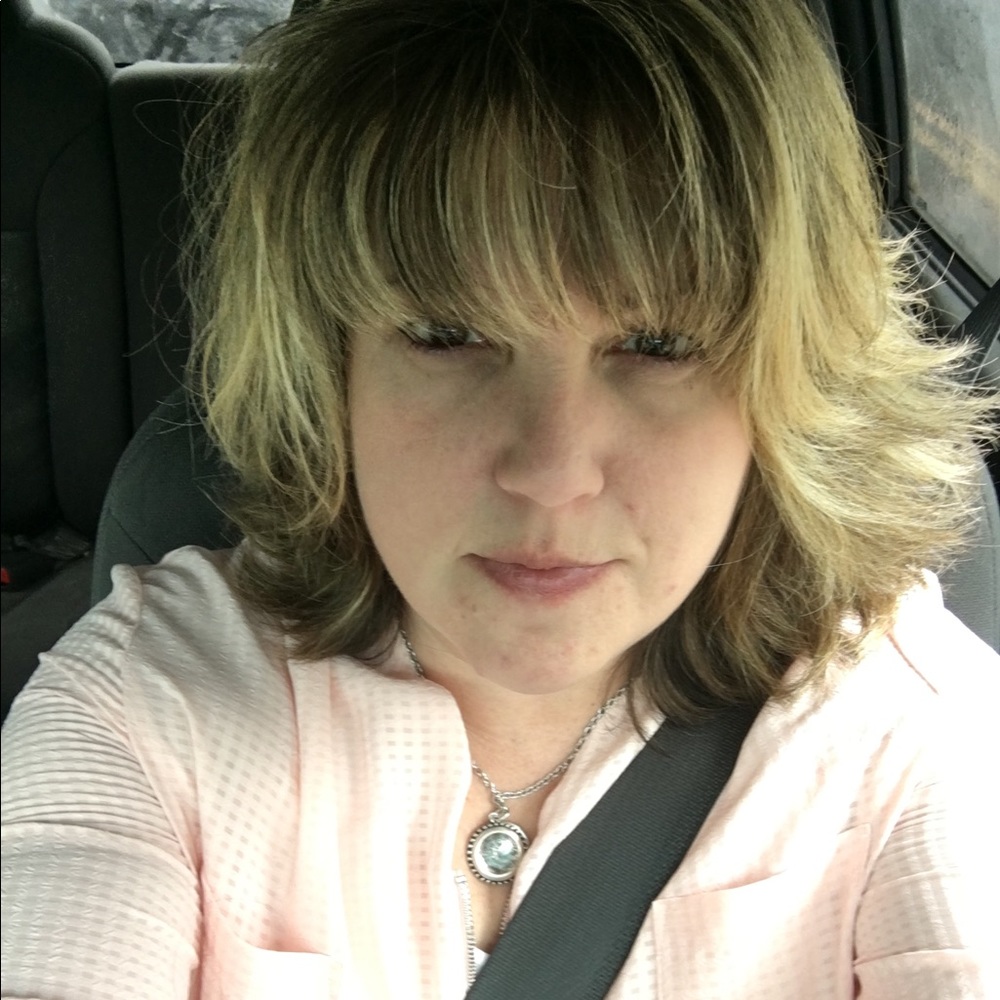 Meet your Posher, Renee