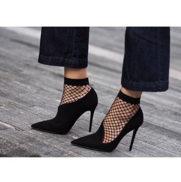 Zara Leather Asymmetric Black Suede Heels - Picture 8 of 8