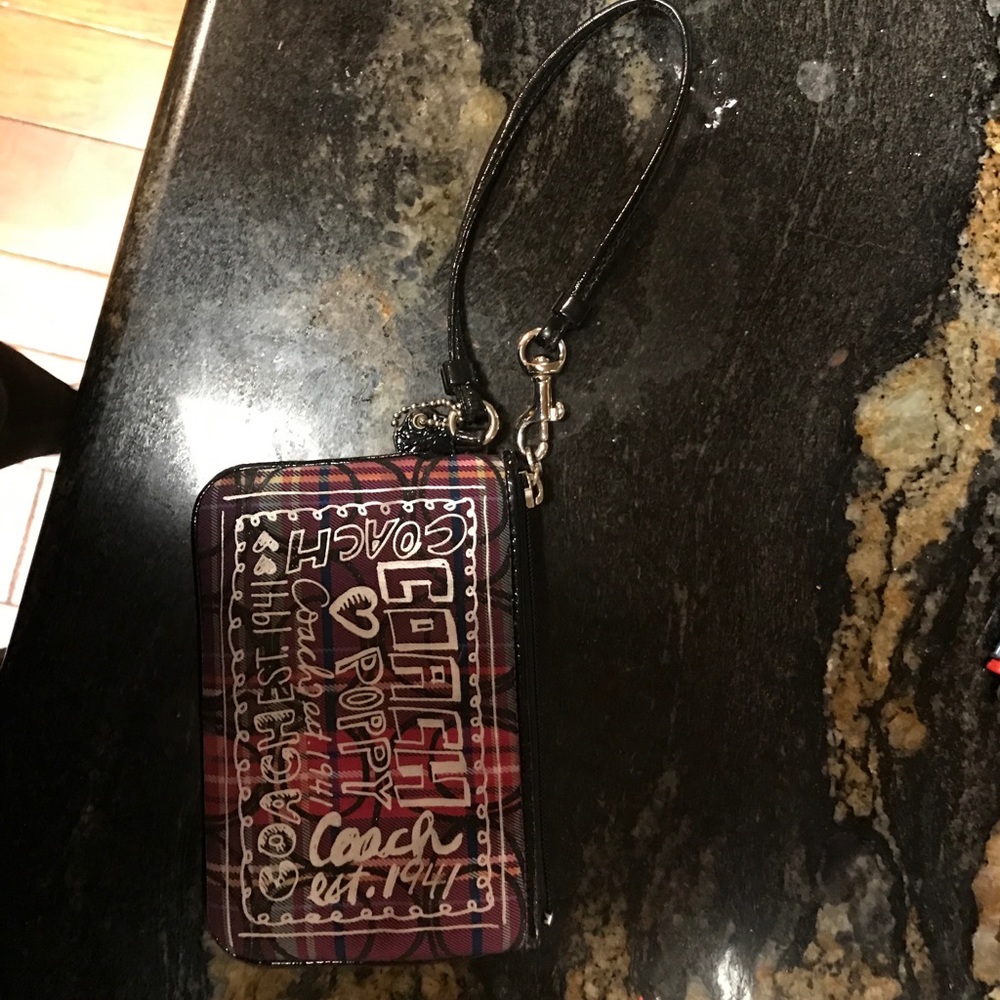 Coach wristlet (graphics)