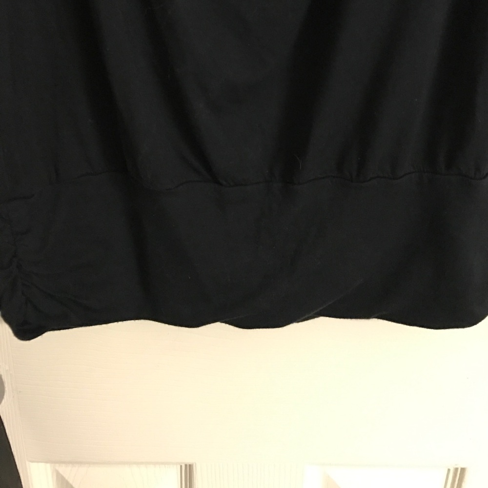 Express Top Medium - Picture 2 of 3