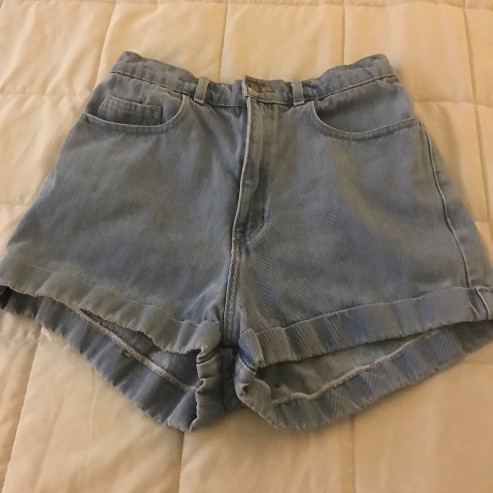 AMERICAN APPAREL HIGH WAISTED DENIM SHORTS