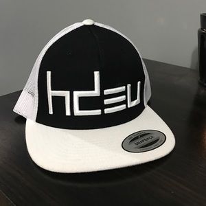 Chase rice "head down eyes up" snap back