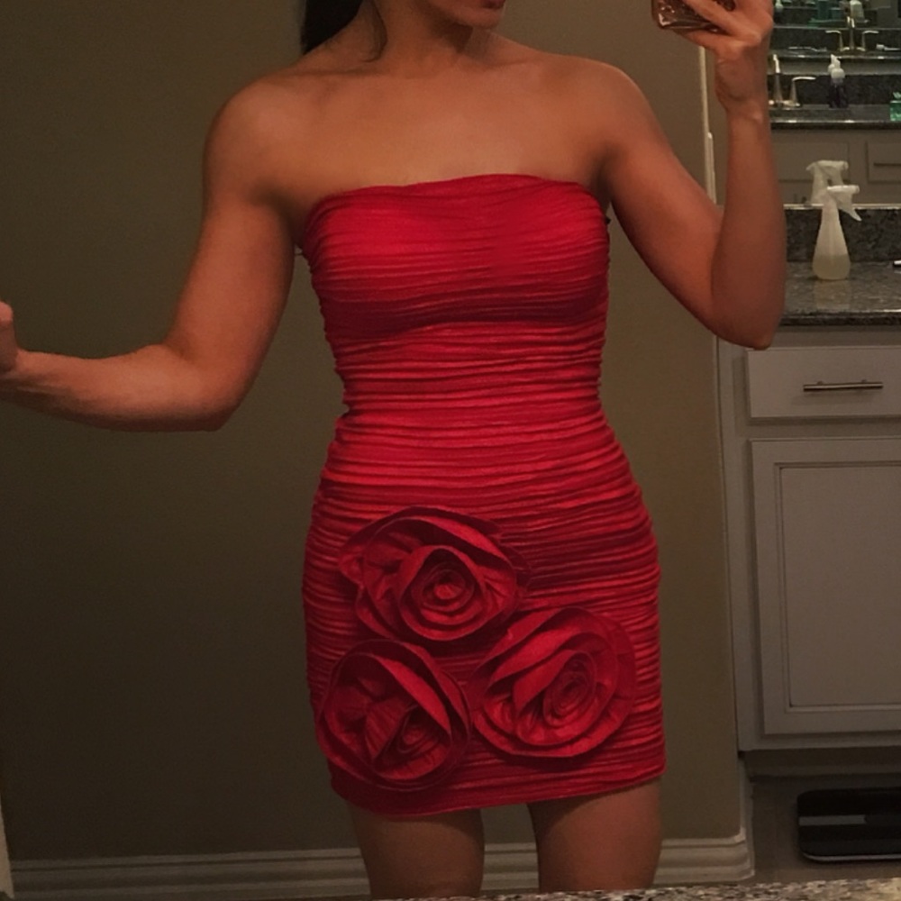 Red strapless dress