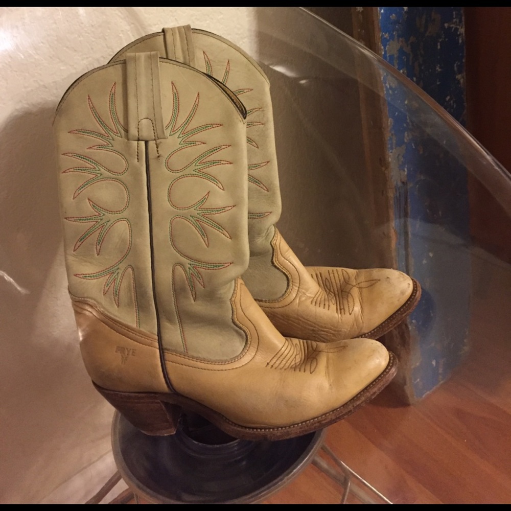 Frye Cowboy Boots size 8B