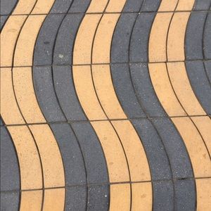 Meet your Posher, Adina