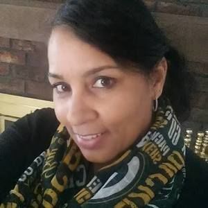 Meet your Posher, Lynette