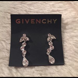 💥Final Price💥Givency earrings