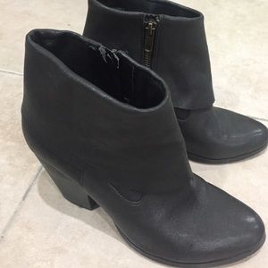 Black Nine West booties