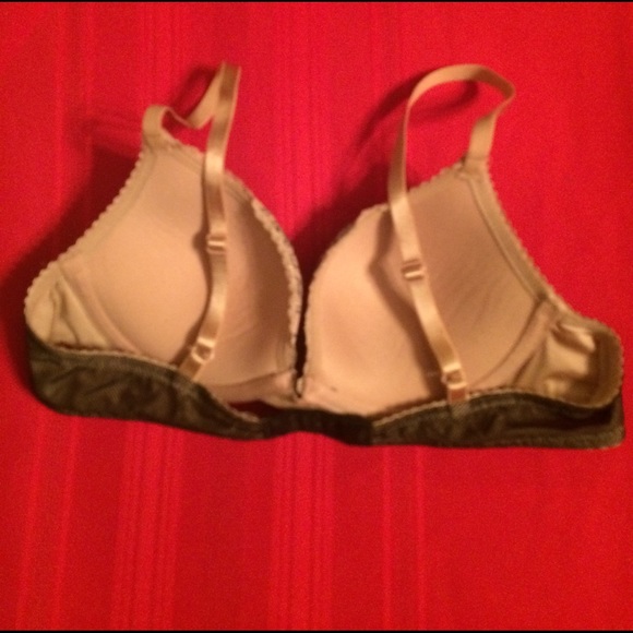 B tempted by Wacoal bra 34A - Picture 2 of 4