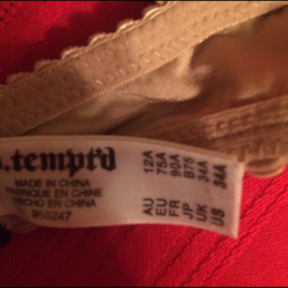 B tempted by Wacoal bra 34A - Picture 4 of 4