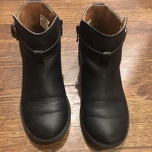 ❤sold on another site❤Girls Gap 12 black  boots