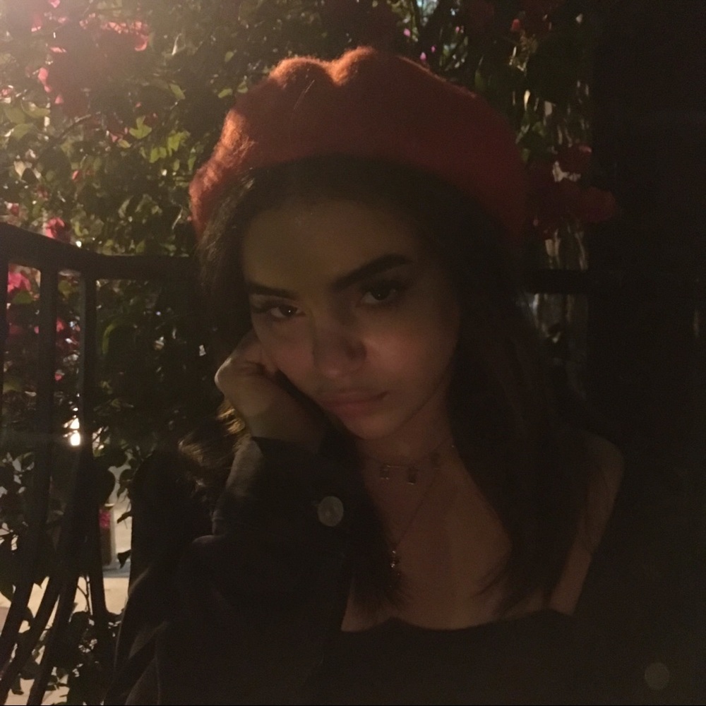 Meet your Posher, Cara