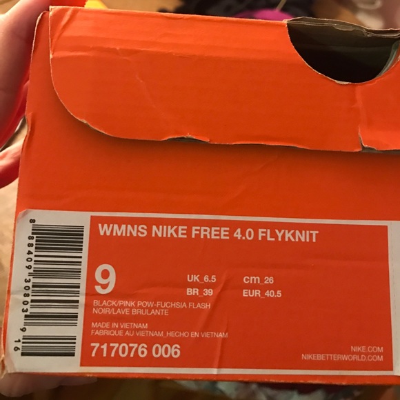 Nike Free 4.0 Flyknit Sneakers - Picture 4 of 4