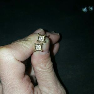 SOLD● 18KP Gold Box Earrings