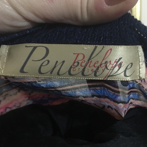 Long sleeve tunic - Picture 3 of 7