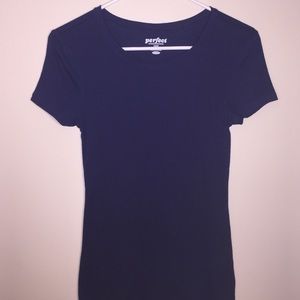 NWOT Old Navy plain tee