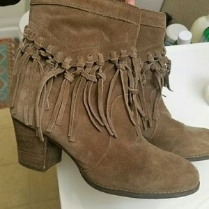 Sbicca Suede Fringe Boots 9