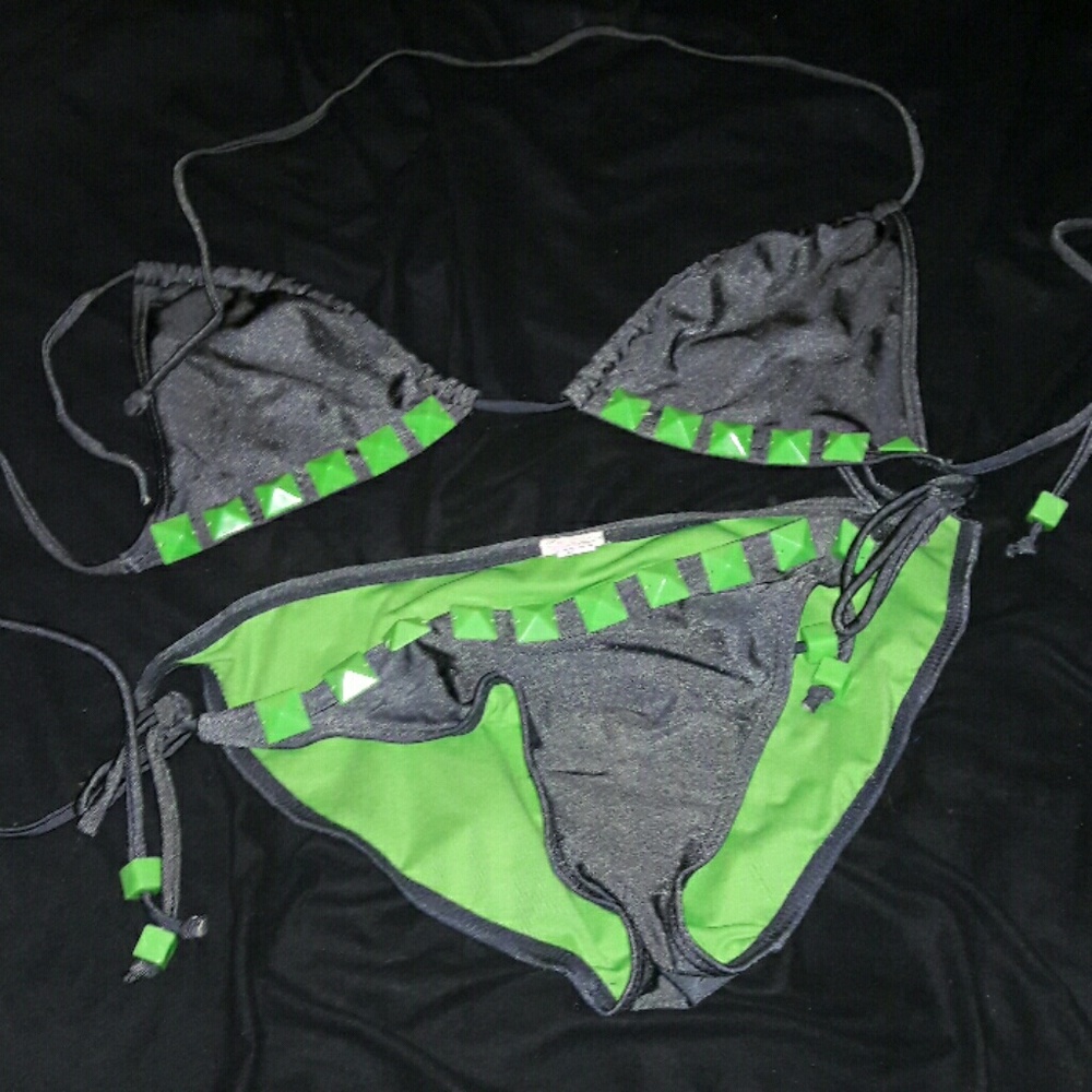 Xhileration bikini