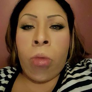 Meet your Posher, Rafaela