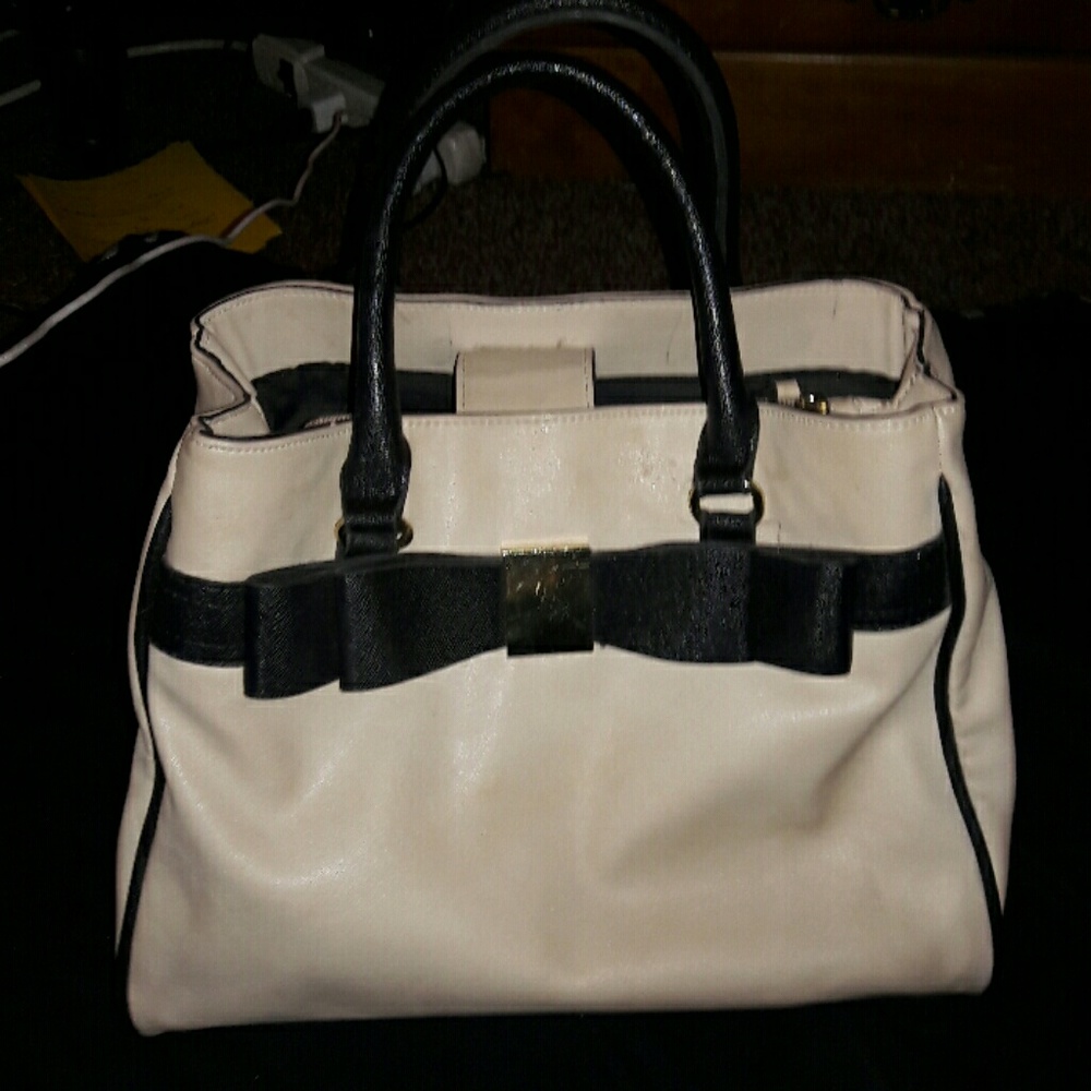 Pretty Bow purse