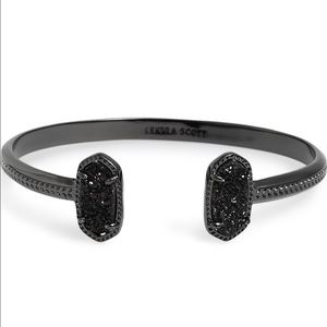 Never worn! Kendra Scott comes with bag!