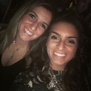 Meet your Posher, Melissa