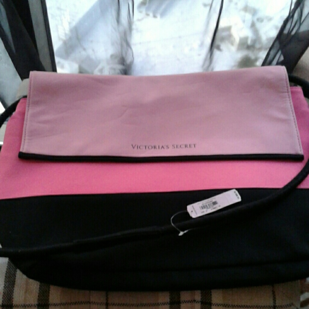 Nwt Vs  crossbody 4 nwt thongs 1 Vs sports bra