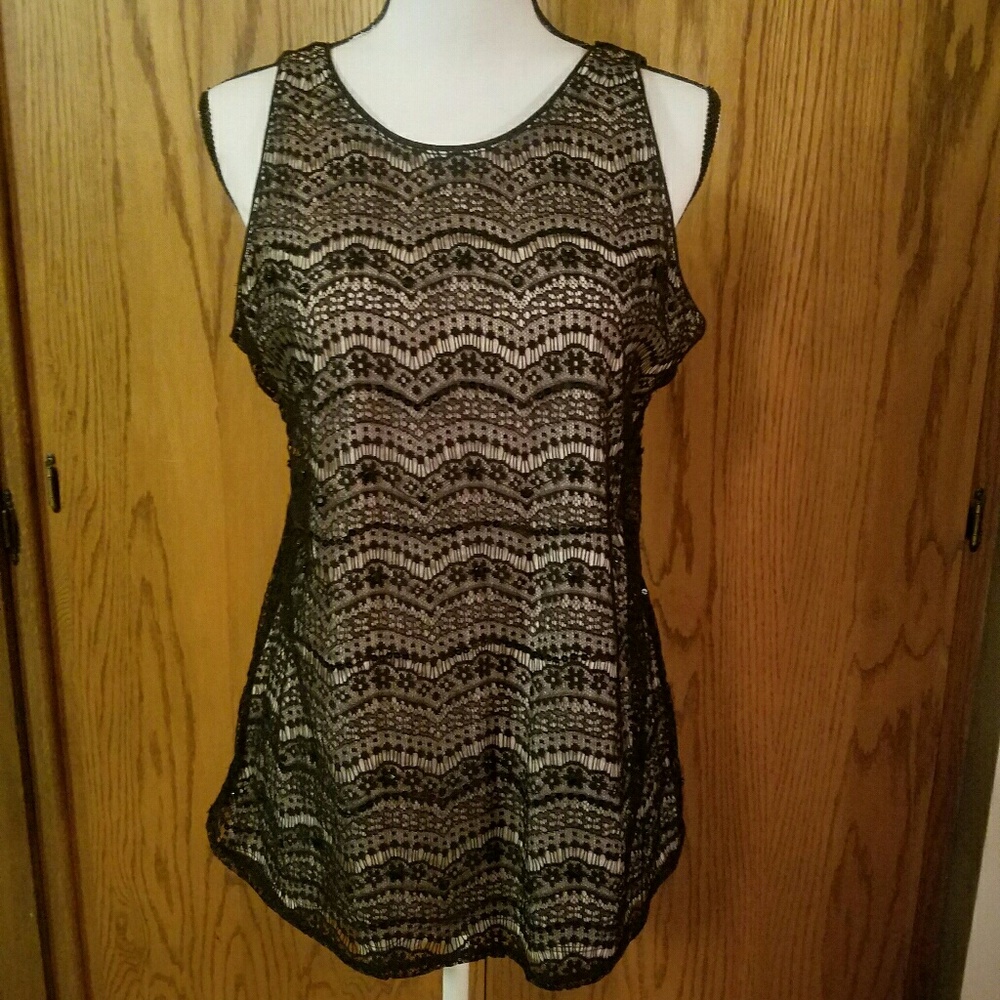 NWT 2-in-1 Maurices lace tank top