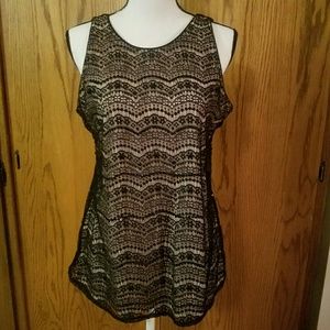 NWT 2-in-1 Maurices lace tank top