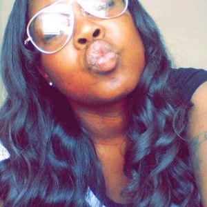 Meet your Posher, Amelia