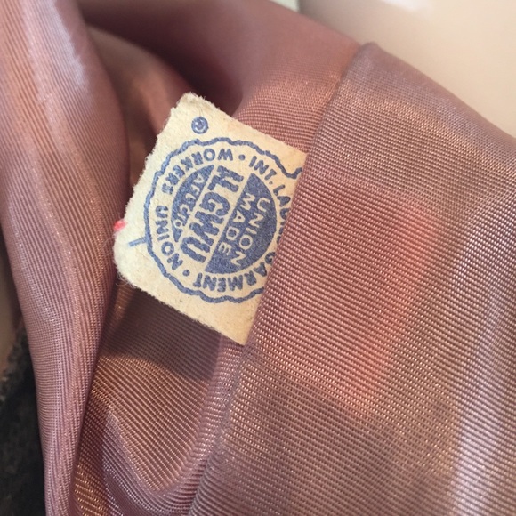 Vintage Grey Suit - Picture 6 of 6