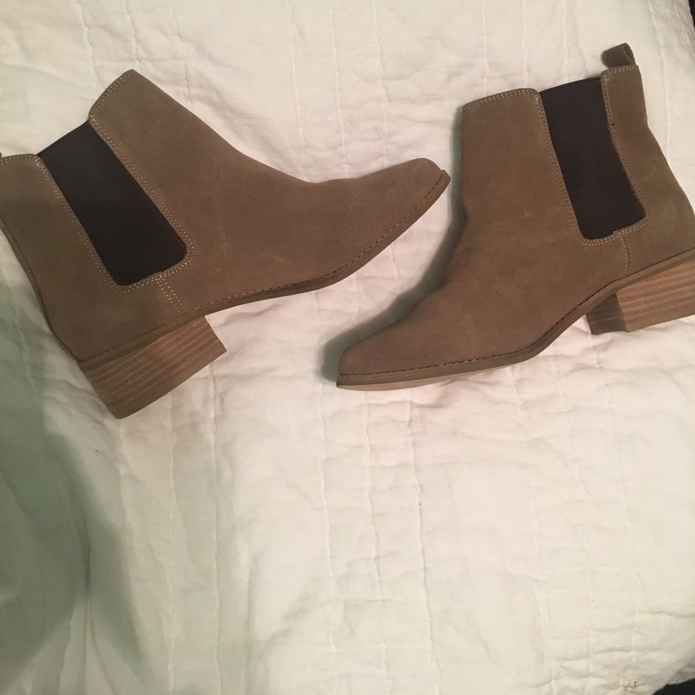 Gap Booties, Women's 8.5, WORN ONCE