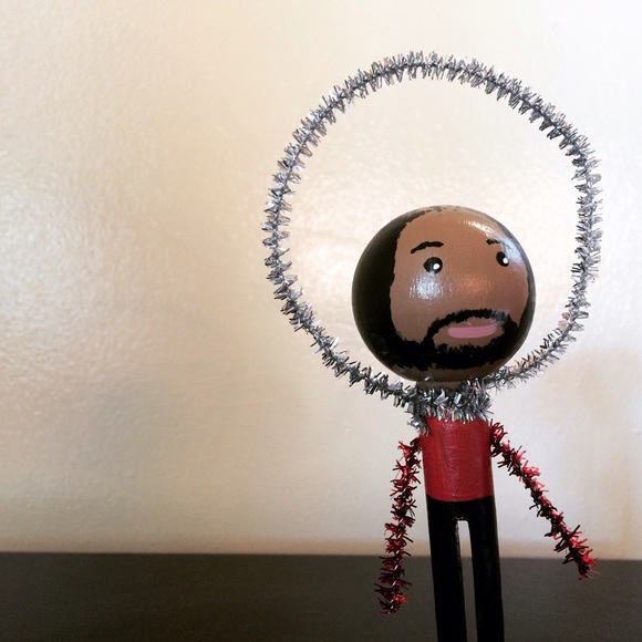 Meet your Posher, Ezekiel - Picture 2 of 2