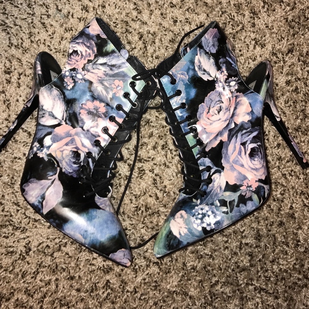 Steve Madden 'Drillbit' booties