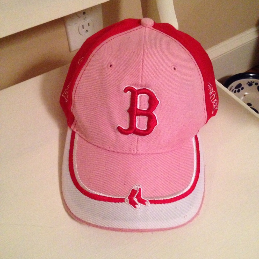 Red Sox baseball hat ⚾️