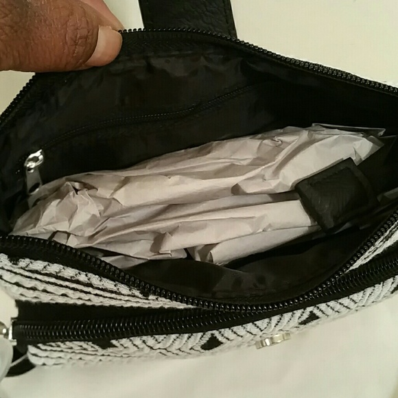 Purse - Picture 2 of 3