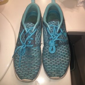 Nike Blue Roshes