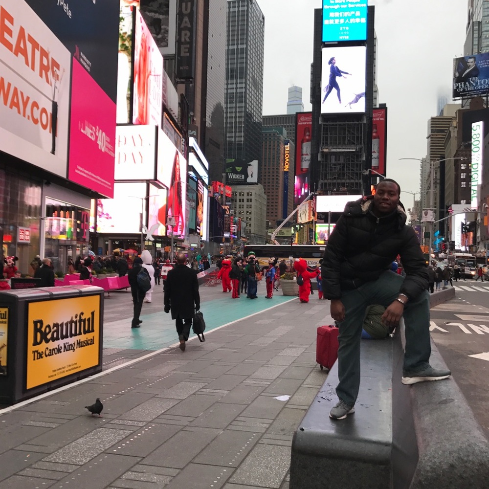 Meet your Posher, Dwight