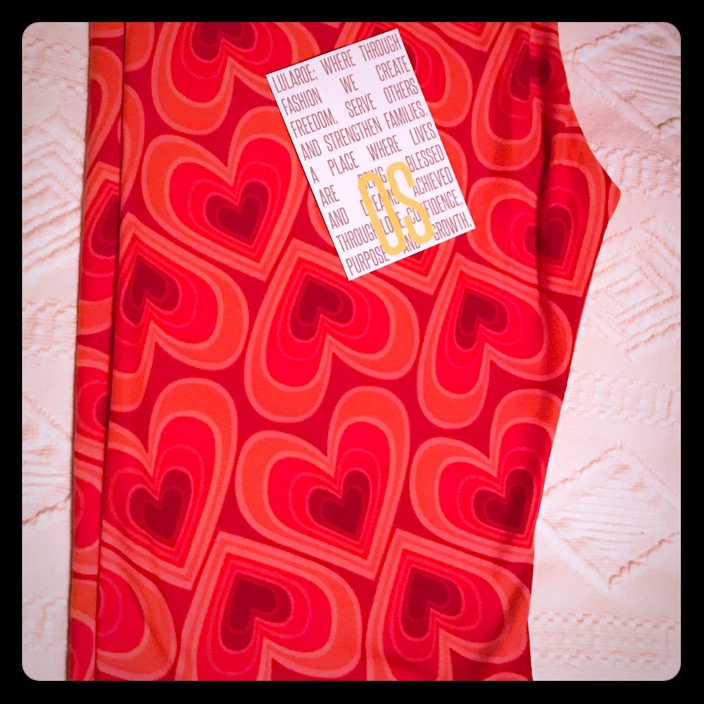 LuLaRoe Valentine's Leggings OS